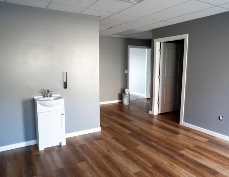 863 E Saint George Blvd, St George, UT à louer - Photo du bâtiment - Image 3 de 6