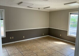 310 Brookhollow Industrial Blvd SE, Dalton, GA for lease Interior Photo- Image 2 of 10