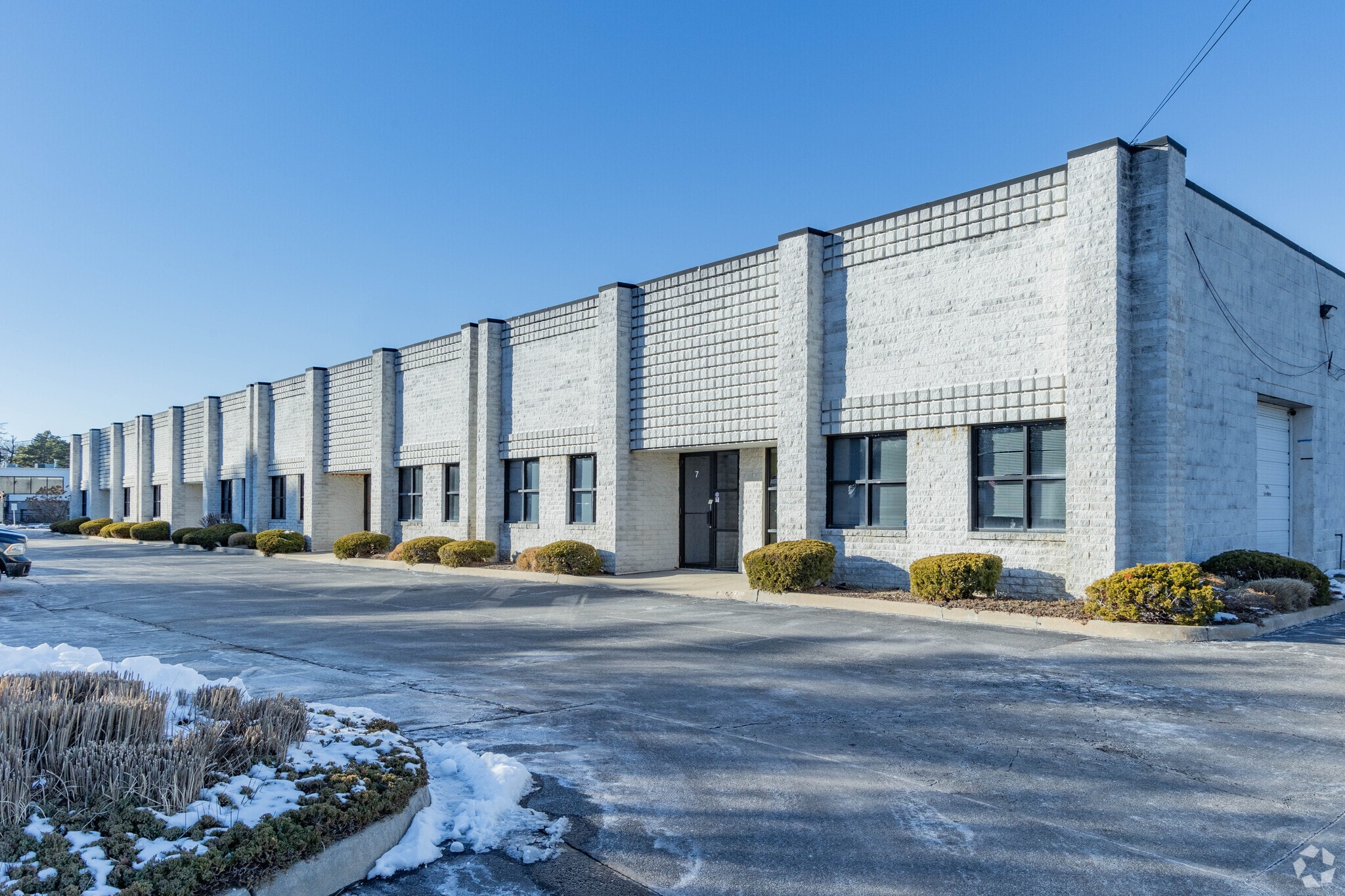 7 Shirley St, Bohemia, NY for lease Primary Photo- Image 1 of 10