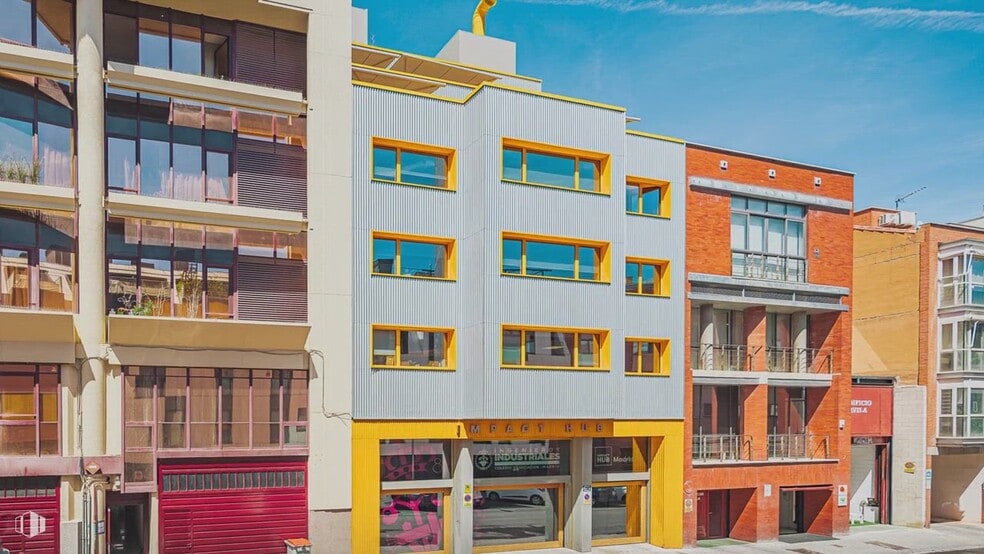 Calle Javier Ferrero, 10, Madrid, Madrid à louer - Vidéo sur l’inscription commerciale - Image 2 de 19