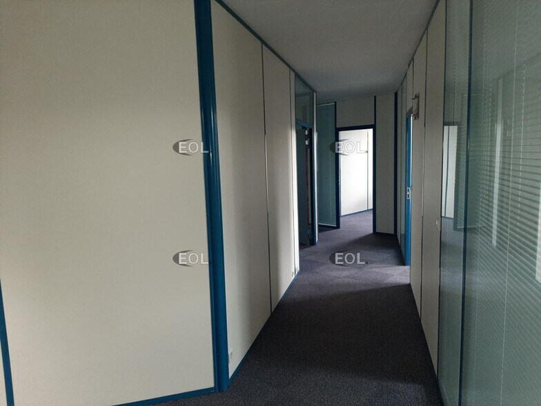 Office in Saint-Aubin for sale - Interior Photo - Image 2 of 9