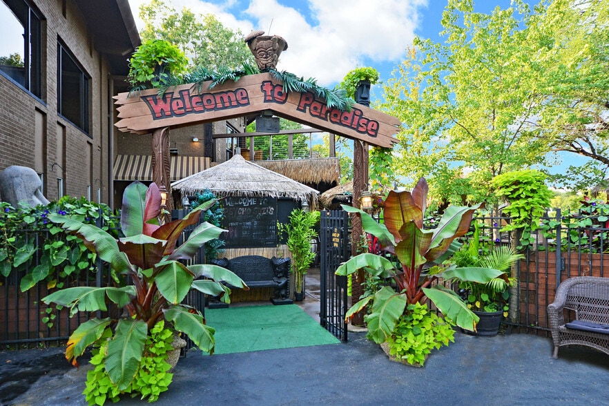 1900 & 1924 Marshall St NE, Minneapolis, MN for sale - Building Photo - Image 2 of 39