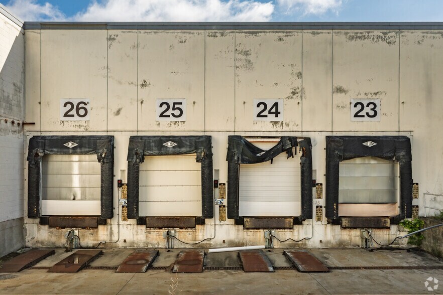 3811 Kimwell Dr, Winston-Salem, NC à vendre - Photo du bâtiment - Image 3 de 15