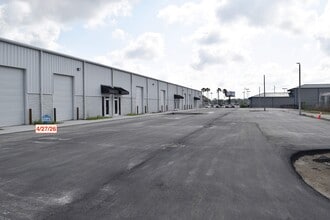 137 Atlantic Dr, Maitland, FL for lease Building Photo- Image 1 of 6