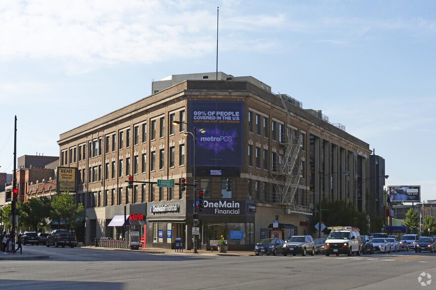 3166 N Lincoln Ave, Chicago, IL à louer - Photo du bâtiment - Image 3 de 9