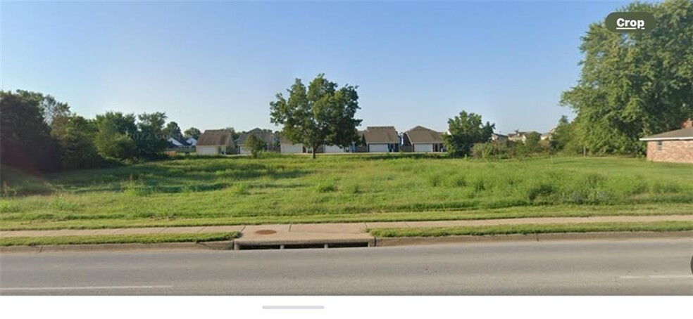 2415 SW Regional Airport Blvd, Bentonville, AR à vendre - Photo principale - Image 1 de 1