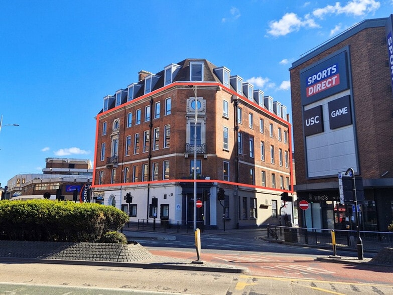 105-107 Ferensway, Hull for lease - Building Photo - Image 3 of 15
