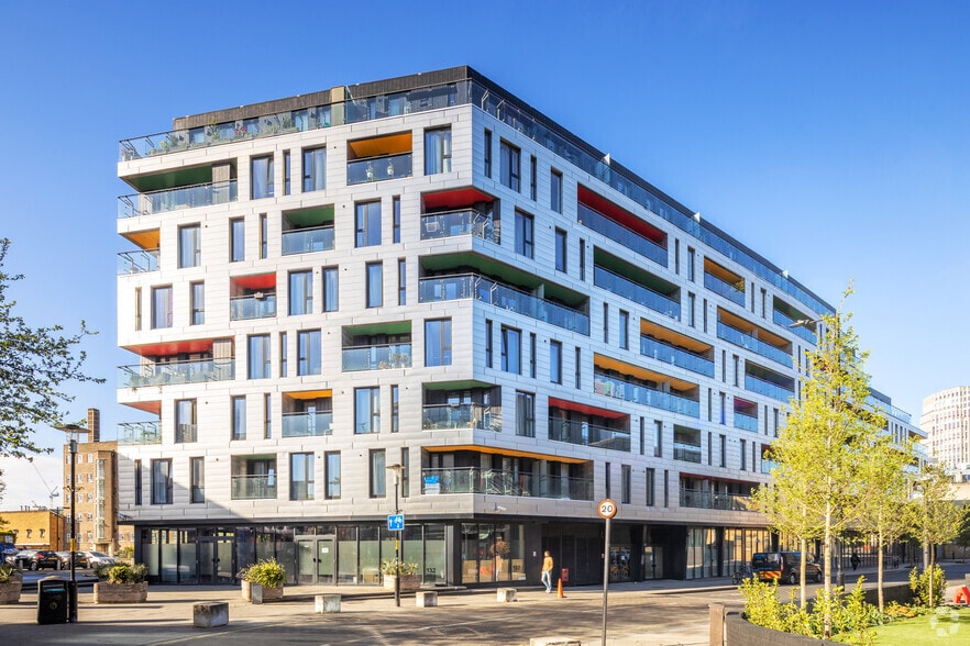 134-144 Southwark Bridge Rd, London for sale - Building Photo - Image 2 of 7