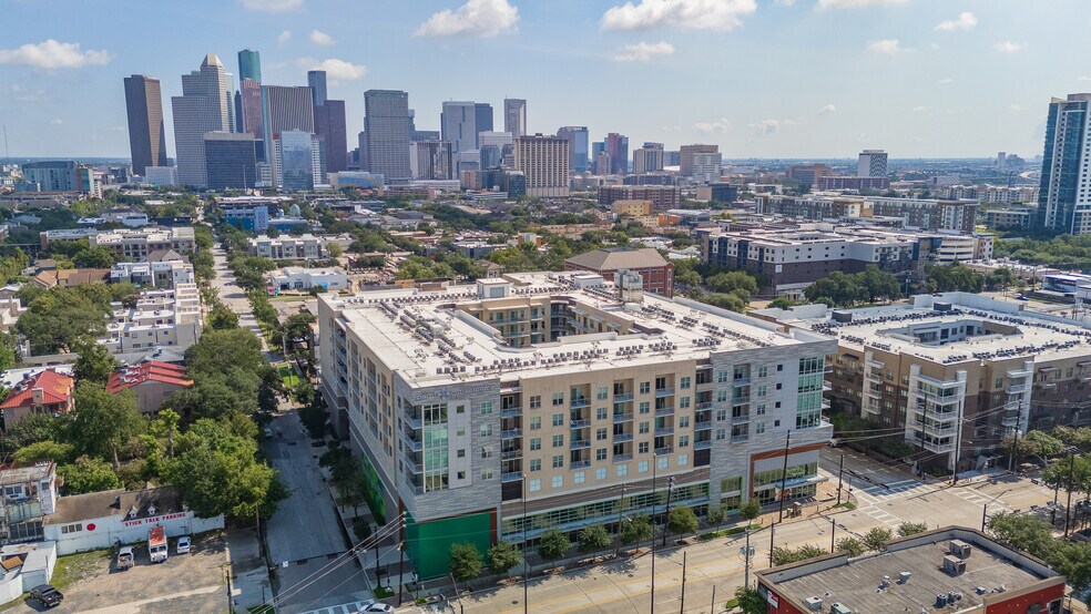 515 Elgin St, Houston, TX à louer - Photo du bâtiment - Image 3 de 15