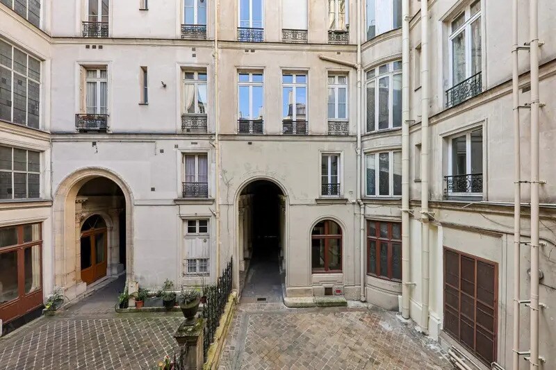 16 Quai De La Mégisserie, Paris for lease - Building Photo - Image 2 of 20