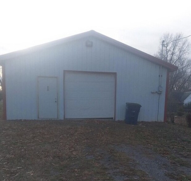 314 2nd St, Central City, KY à vendre - Photo du bâtiment - Image 2 de 4