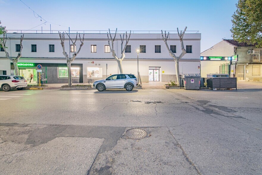 Calle Glorieta Derecha, 6, La Carolina, Jaén à vendre - Photo du bâtiment - Image 3 de 3