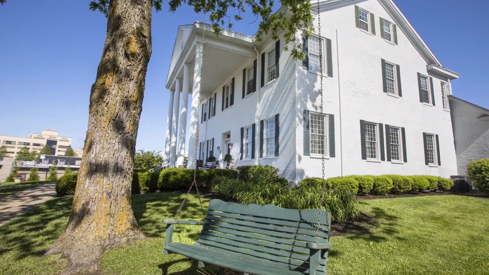 100 Diecks Dr, Elizabethtown, KY for lease - Building Photo - Image 2 of 4