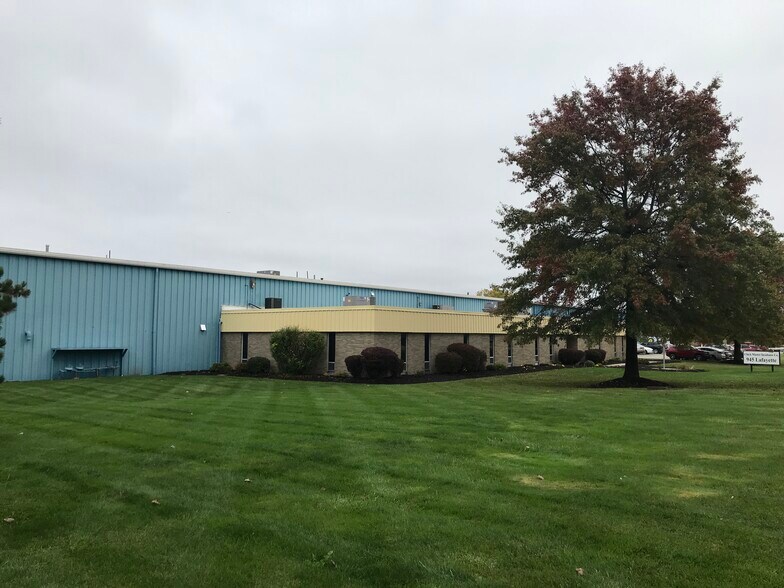 945 Lafayette Rd, Medina, OH à louer - Photo du bâtiment - Image 3 de 9