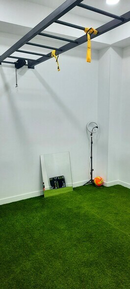 Calle Jazmín, Madrid, Madrid for sale - Building Photo - Image 3 of 8