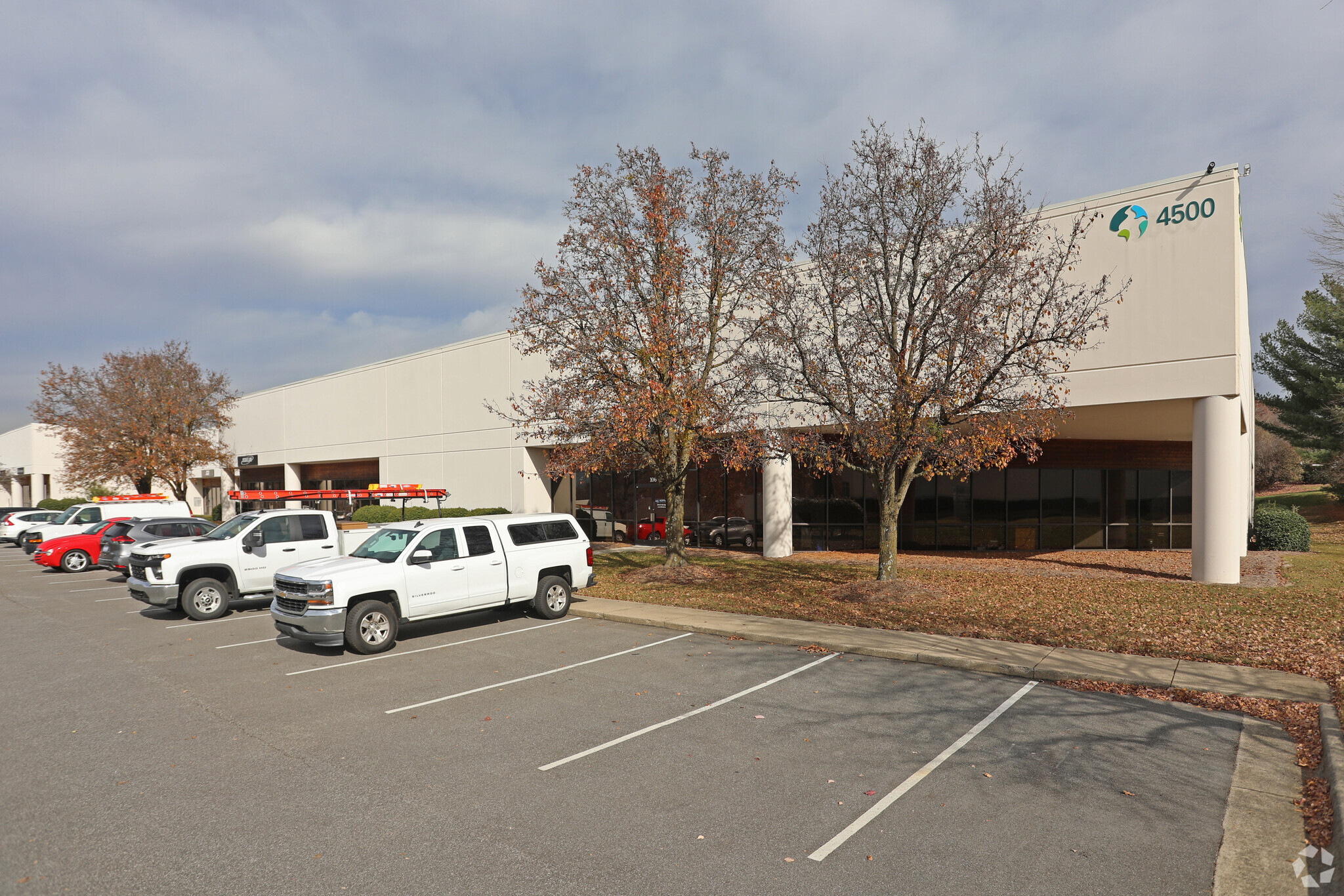 4500 Green Point Dr, Greensboro, NC for lease Primary Photo- Image 1 of 30