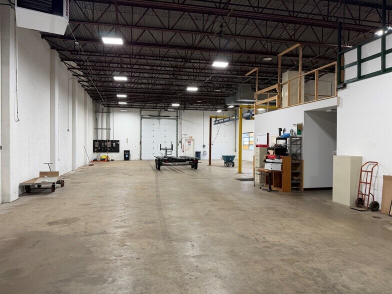 2054 Drill Ave, Dayton, OH à vendre - Photo du bâtiment - Image 2 de 9