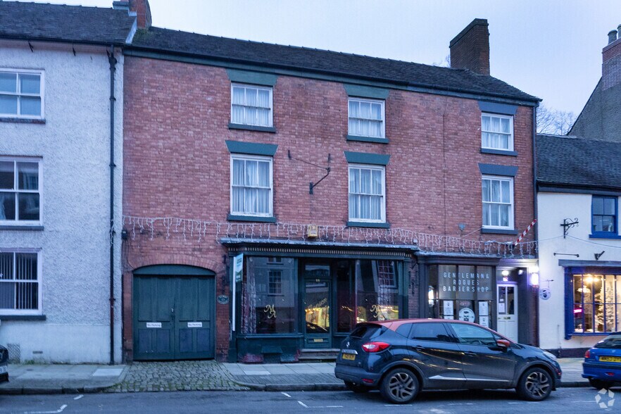 23 Church St, Ashbourne à vendre - Photo du bâtiment - Image 2 de 14