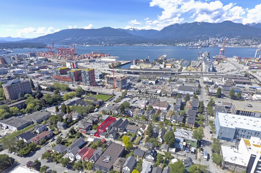 1114 Pender St E, Vancouver, BC à vendre - Photo du bâtiment - Image 3 de 12
