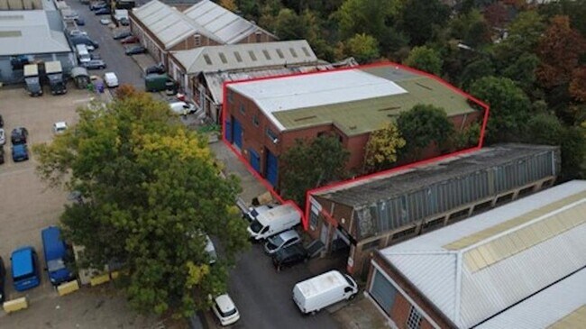 More details for 156 Dukes Rd, London - Industrial for Lease