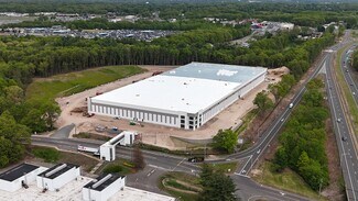 Plus de détails pour 30 Hamilton Rd, Windsor Locks, CT - Industriel à louer