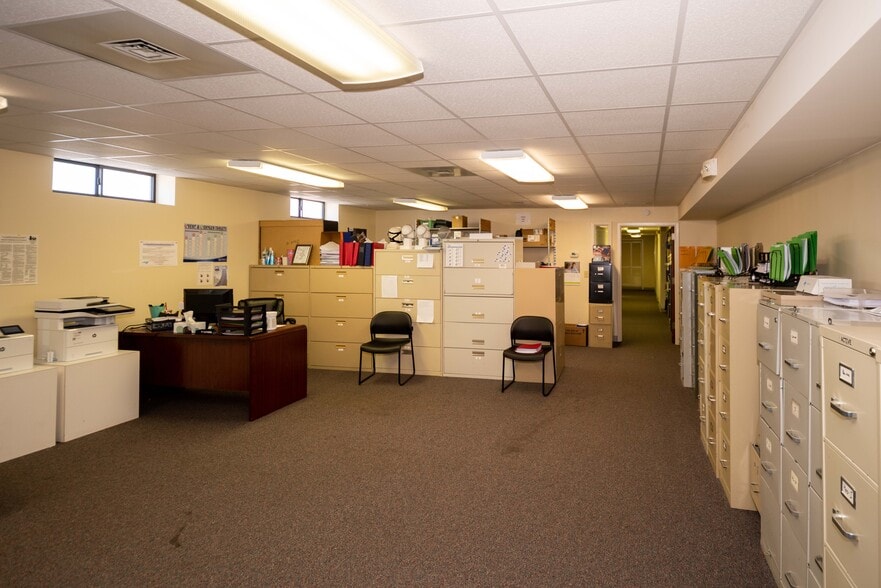 13 Haywood Office Park, Waynesville, NC à louer - Photo intérieure - Image 2 de 10