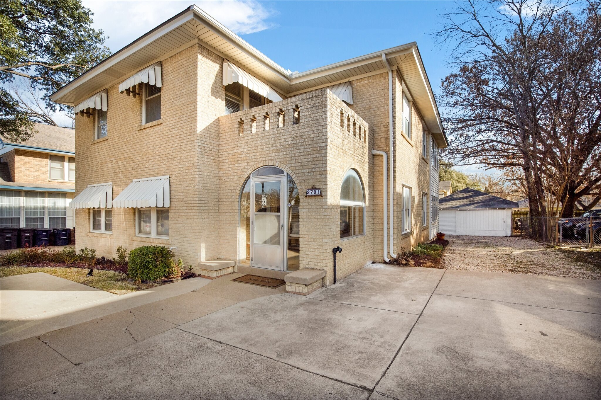 2701 S University Dr, Fort Worth, TX à vendre Photo du bâtiment- Image 1 de 29