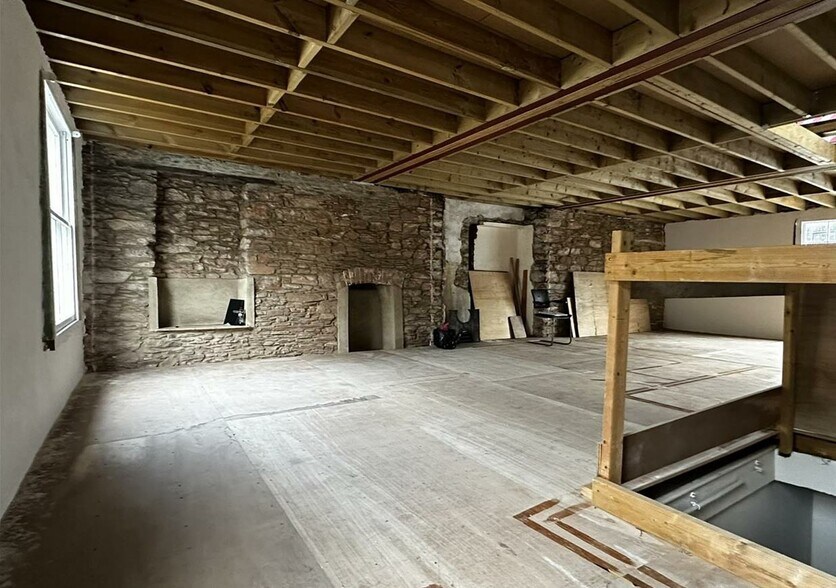 4 Lower St, Dartmouth à vendre - Photo de construction - Image 3 de 6