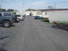 Mobile Home Park Portfolio portfolio of 1 properties for sale on LoopNet.ca Primary Photo- Image 1 of 3