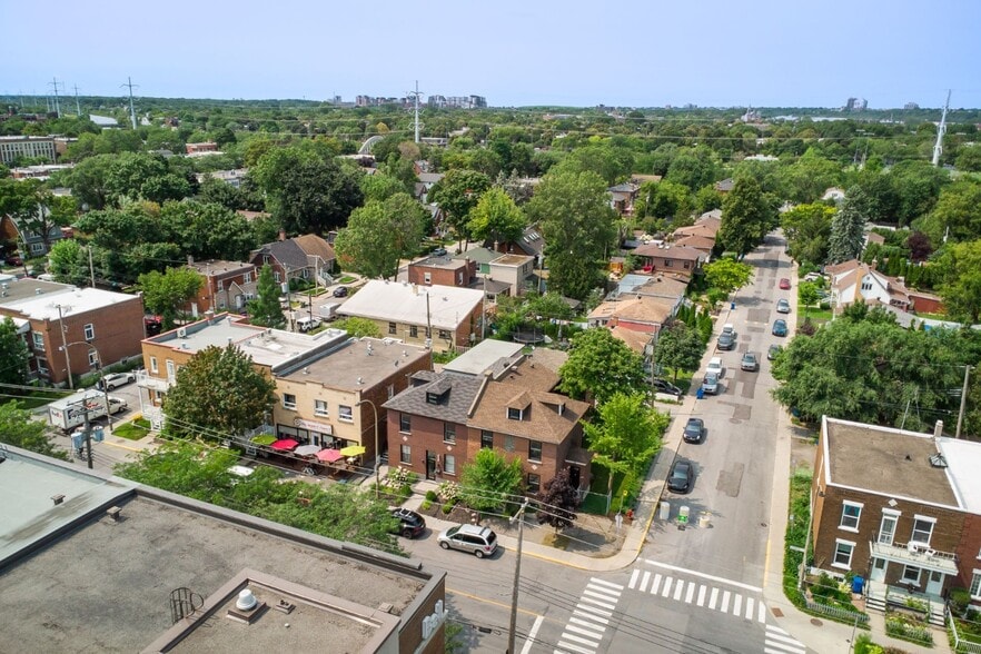 4605 Rue Bannantyne, Verdun, QC for sale - Building Photo - Image 2 of 10