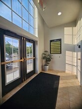 8780 Centreville Rd, Manassas, VA à louer Hall d’entrée- Image 2 de 3
