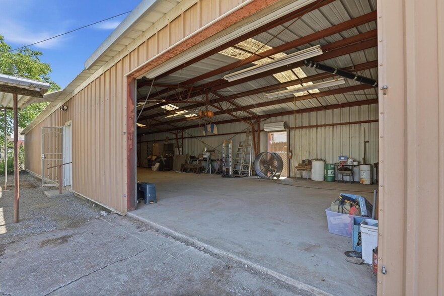 9978 Broadway, Live Oak, CA for sale - Building Photo - Image 3 of 17