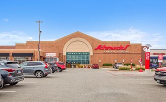 Plus de détails pour 1201-1335 Savoy Plaza Ln, Savoy, IL - Commerce de détail à louer