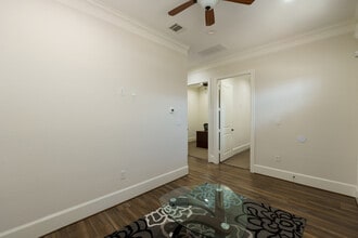 12262 Queenston Blvd, Houston, TX à louer Photo intérieure- Image 1 de 19