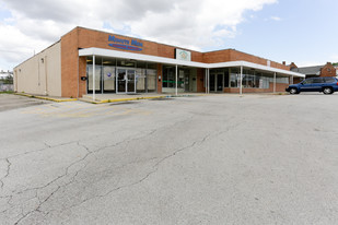 Wapakoneta Plaza - Commercial Real Estate