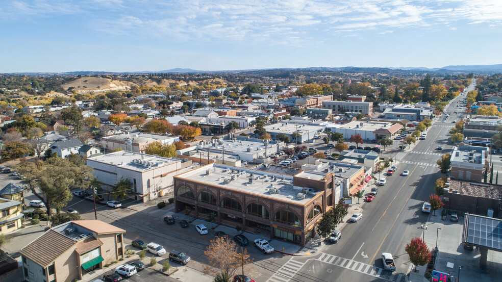 1446 Spring St, Paso Robles, CA for lease - Building Photo - Image 3 of 15