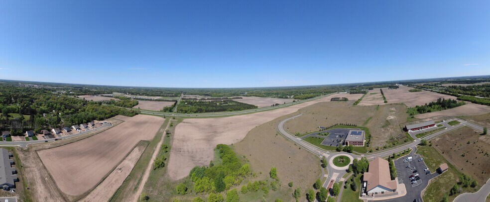 61 Hwy, North Branch, MN à vendre - Photo du bâtiment - Image 2 de 3