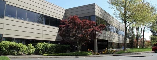 9700 SW Capitol Hwy, Portland, OR à louer - Photo du bâtiment - Image 2 de 27