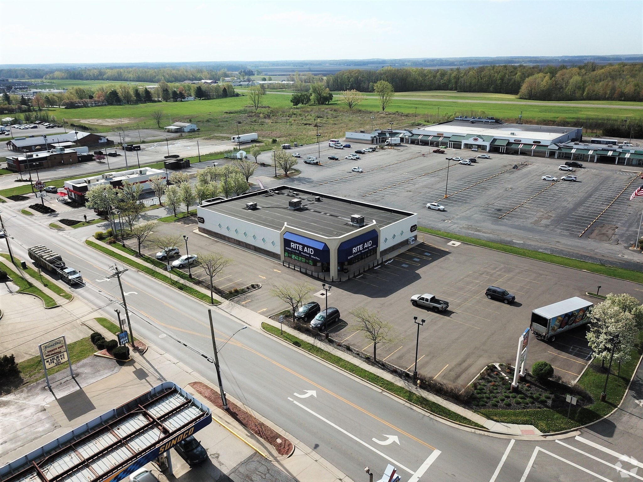 4 E Walton St, Willard, OH for sale Primary Photo- Image 1 of 5