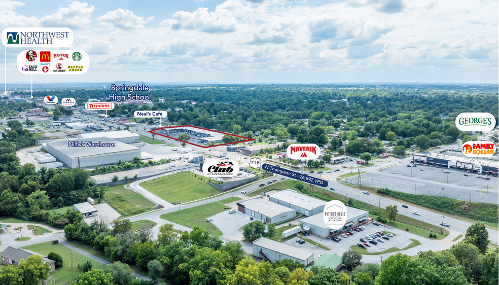 812 N Thompson St, Springdale, AR à vendre - Photo du bâtiment - Image 3 de 12