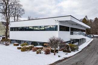 Plus de détails pour 397 E Central St, Franklin, MA - Bureau à louer