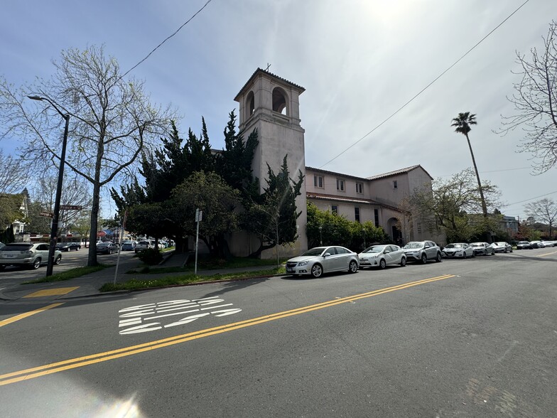 2330 Prince St, Berkeley, CA for sale - Building Photo - Image 1 of 41