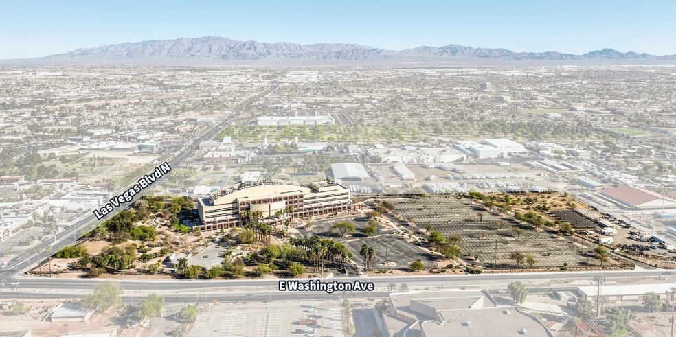 555 E Washington Ave, Las Vegas, NV for sale - Primary Photo - Image 1 of 3
