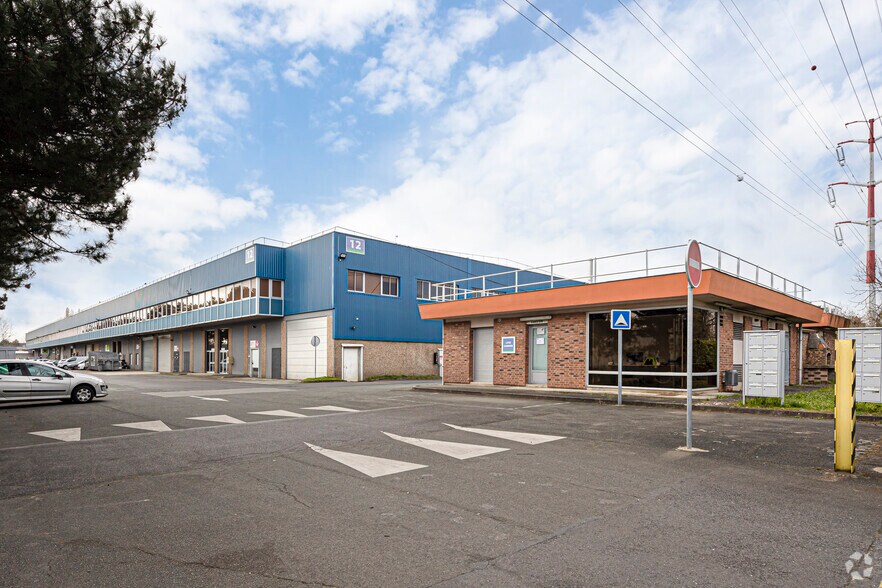 14 Avenue Francois Sommer, Antony à louer - Photo du bâtiment - Image 2 de 2