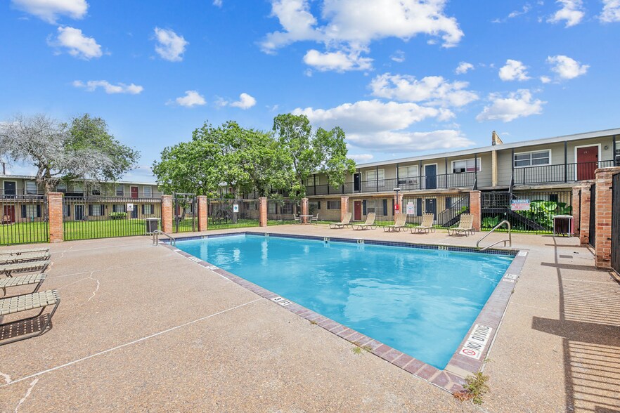 4040 Schanen Blvd, Corpus Christi, TX à vendre - Photo du bâtiment - Image 1 de 7