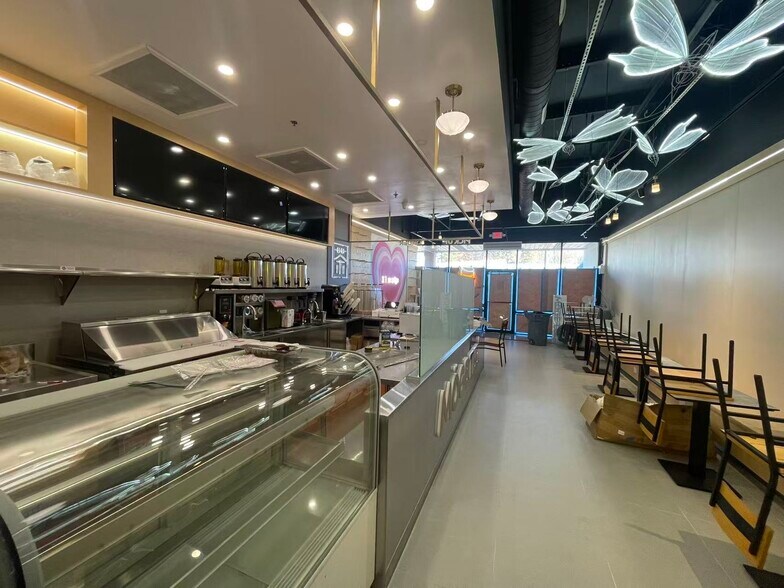 5150 Buford Hwy NE, Atlanta, GA à louer - Photo du bâtiment - Image 2 de 4