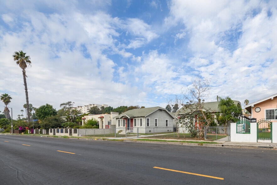 3517 Montclair St, Los Angeles, CA à vendre - Photo du bâtiment - Image 3 de 7