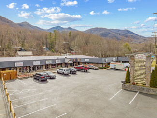 Plus de détails pour 2487 Soco Rd, Maggie Valley, NC - Bureau/Commerce de détail, Vente au détail à louer