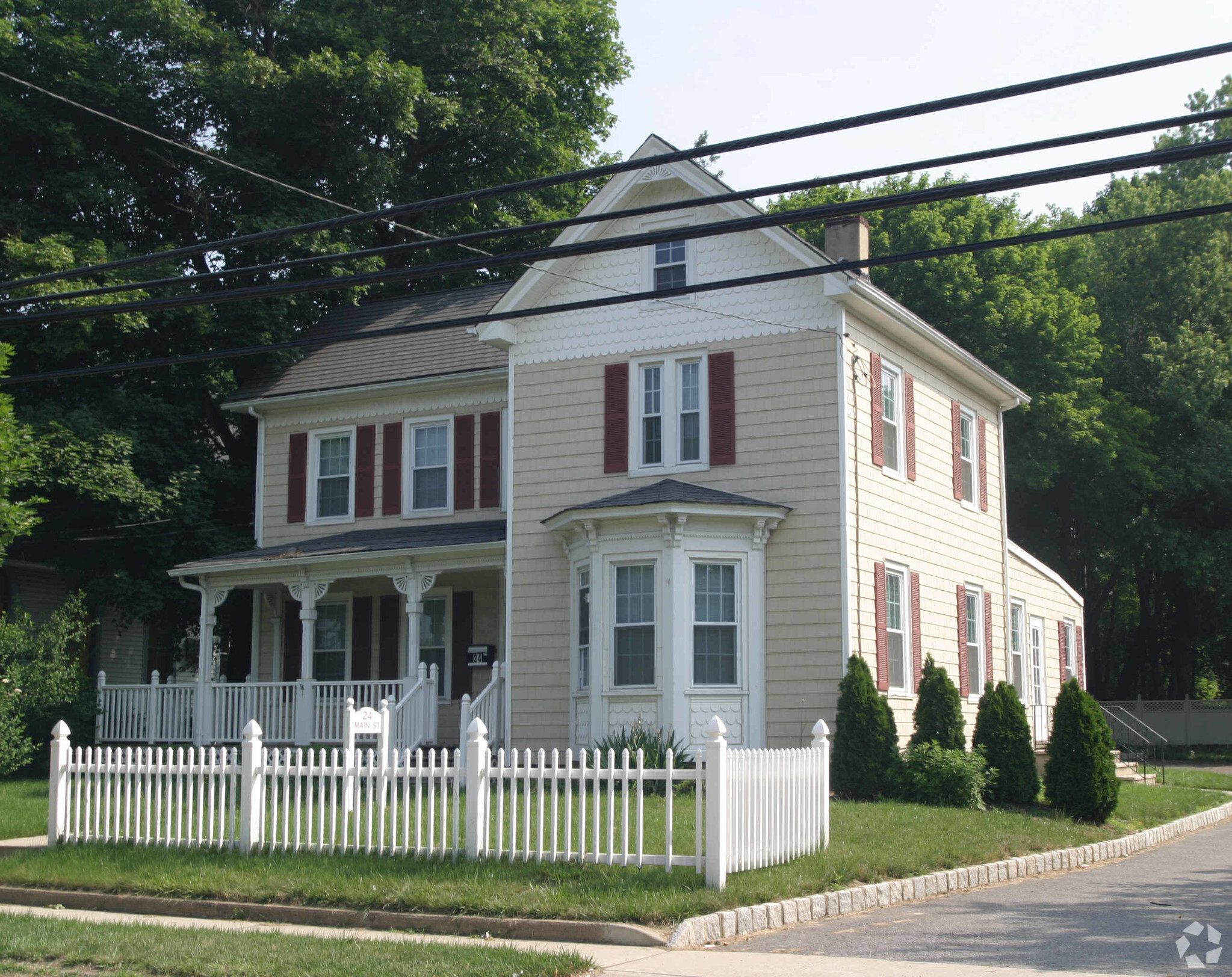 24 Main St, Robbinsville, NJ à vendre Photo principale- Image 1 de 1