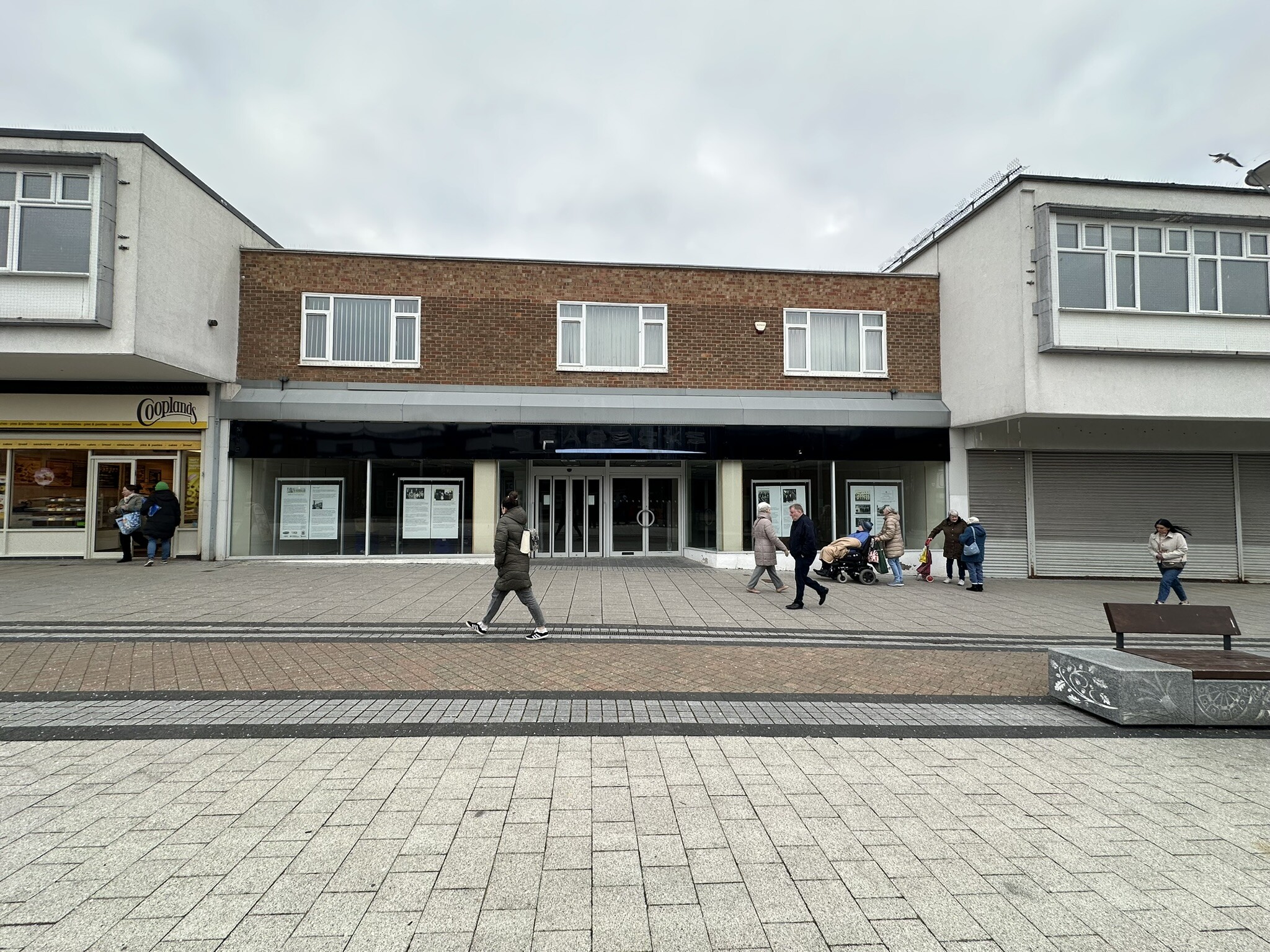 Gort Rd, Newton Aycliffe à louer Photo du bâtiment- Image 1 de 2